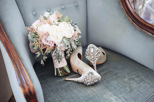 静岡市・富士市・沼津市のドレスショップ、フィーノの新婦が結婚式に履くウエディングシューズ