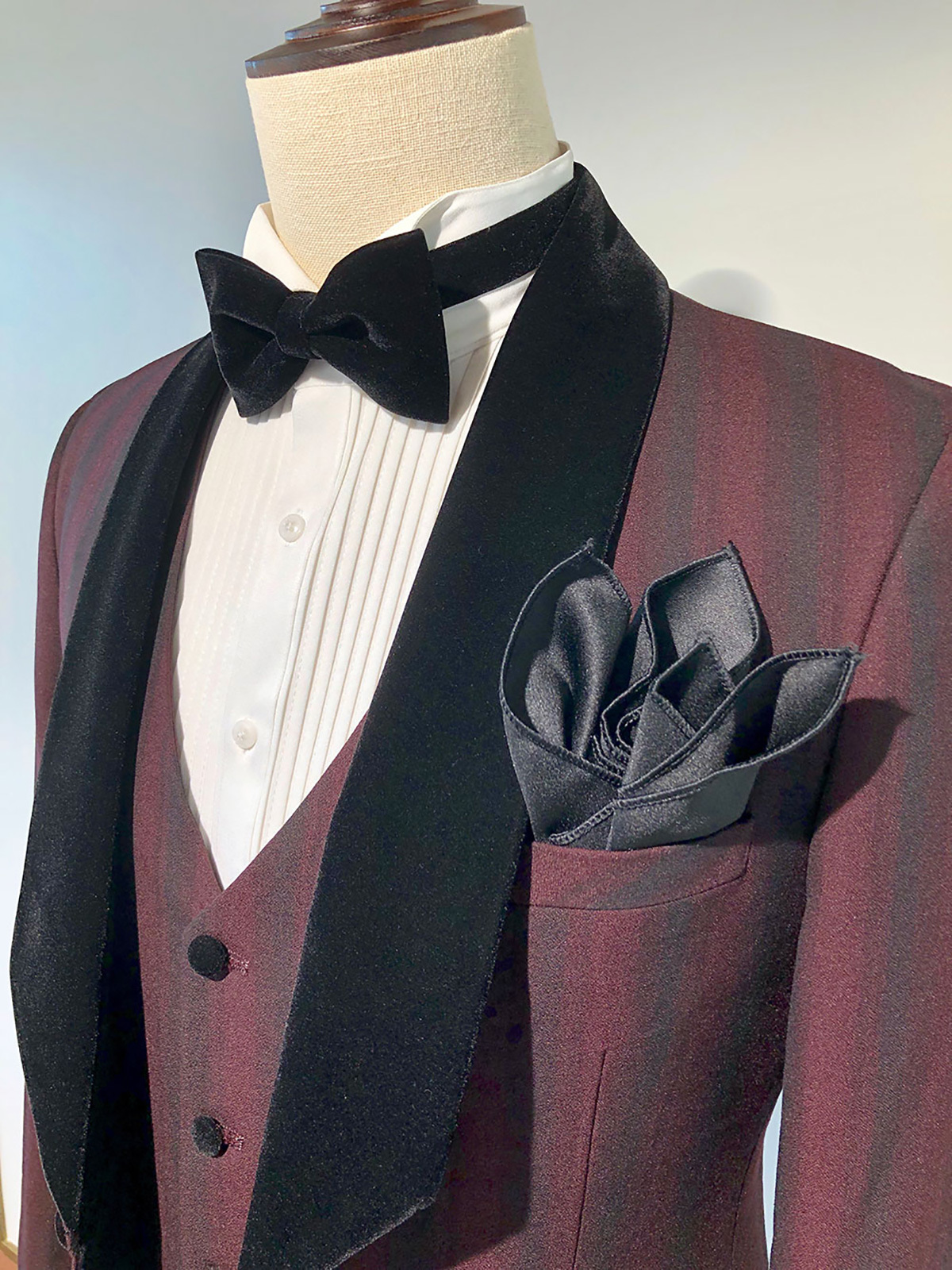 静岡市・富士市・沼津市のドレス専門店フィーノのメンズ・タキシード、rickの画像２