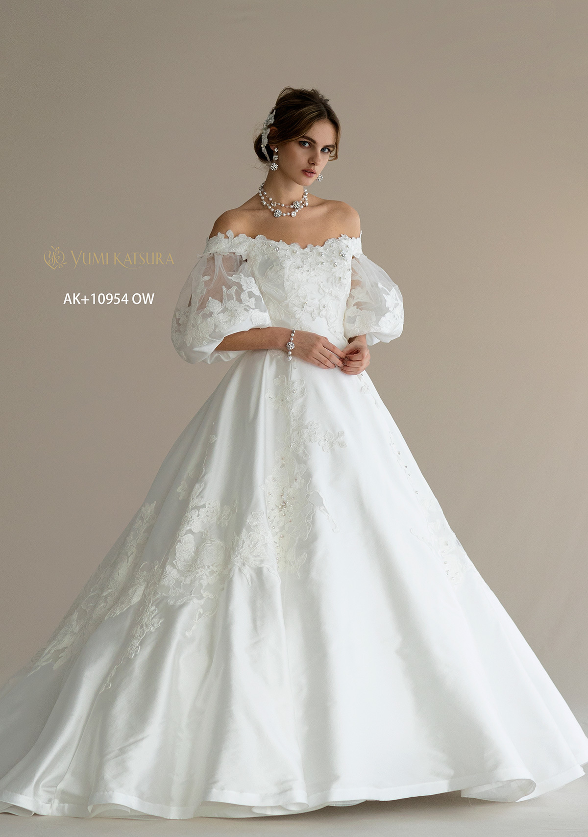 静岡市・富士市・沼津市のドレス専門店フィーノのウエディングドレス、桂由美AK-10954の画像１