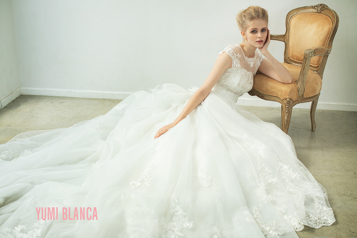 静岡市・富士市・沼津市のドレス専門店フィーノのウエディングドレス、桂由美YB-15051Kの画像５