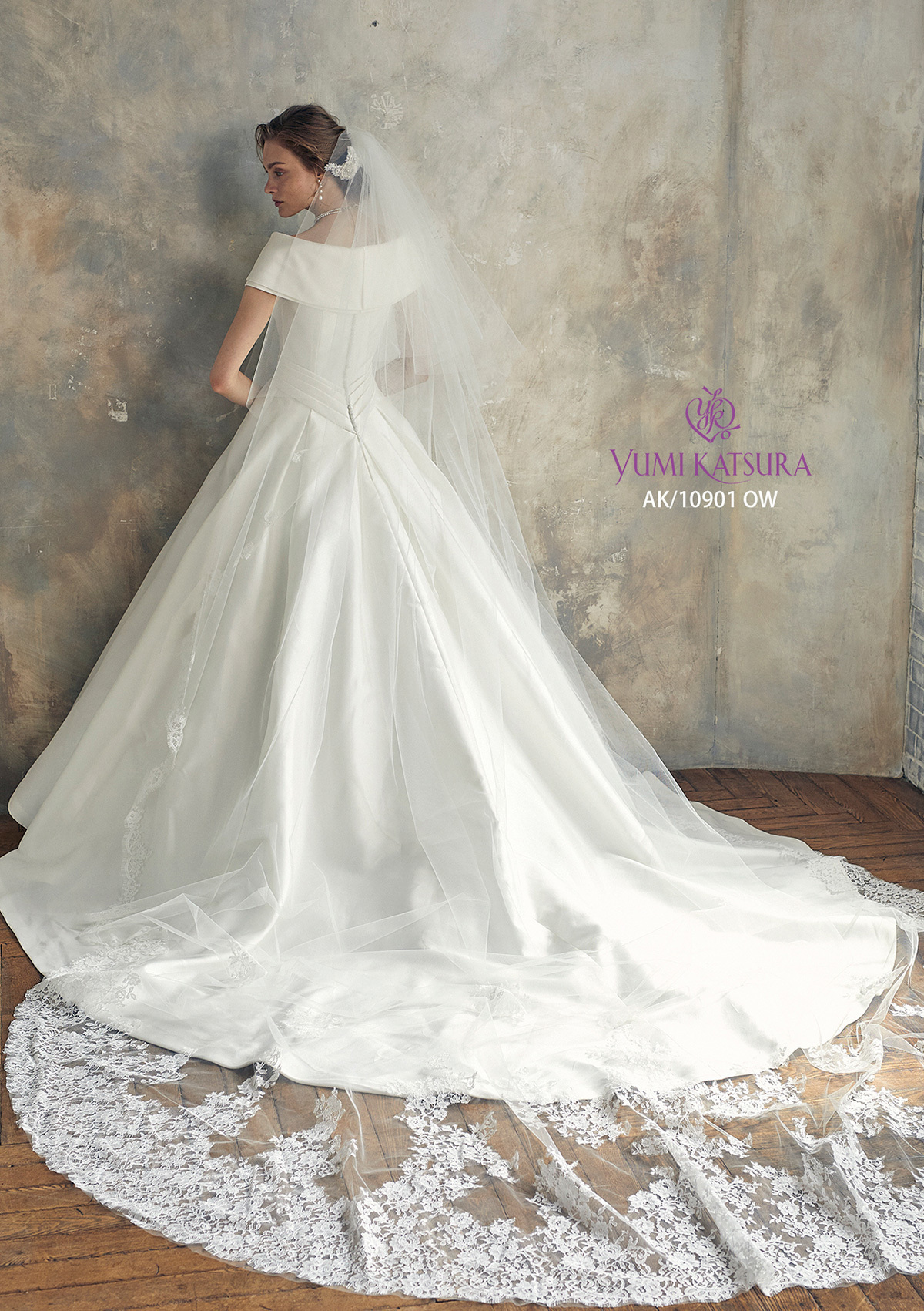 静岡市・富士市・沼津市のドレス専門店フィーノのウエディングドレス、桂由美AK-10901の画像３