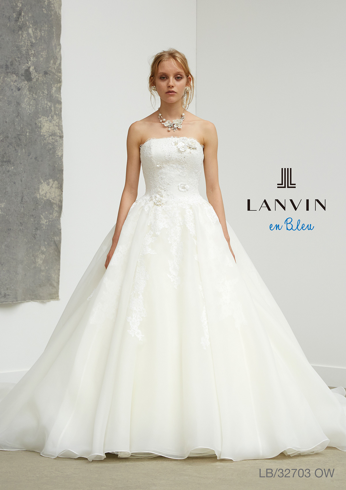 静岡市・富士市・沼津市のドレス専門店フィーノのウエディングドレス、LANVIN(ランバン)LB-32703の画像２