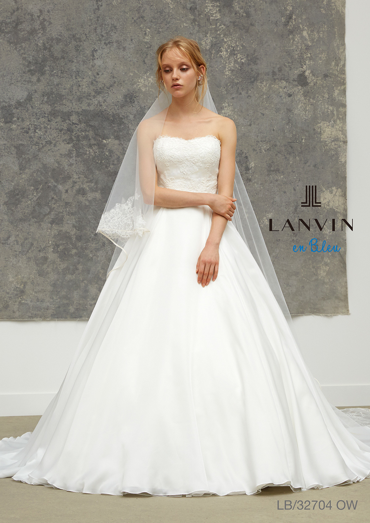 静岡市・富士市・沼津市のドレス専門店フィーノのウエディングドレス、LANVIN(ランバン)LB-32704の画像２