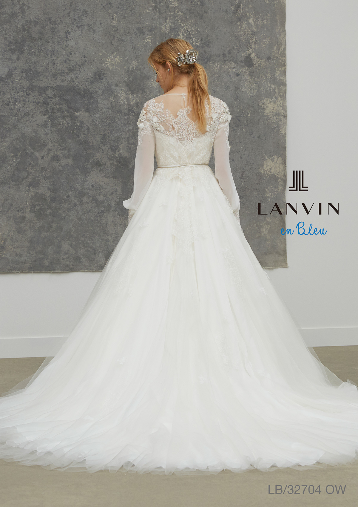 静岡市・富士市・沼津市のドレス専門店フィーノのウエディングドレス、LANVIN(ランバン)LB-32704の画像４