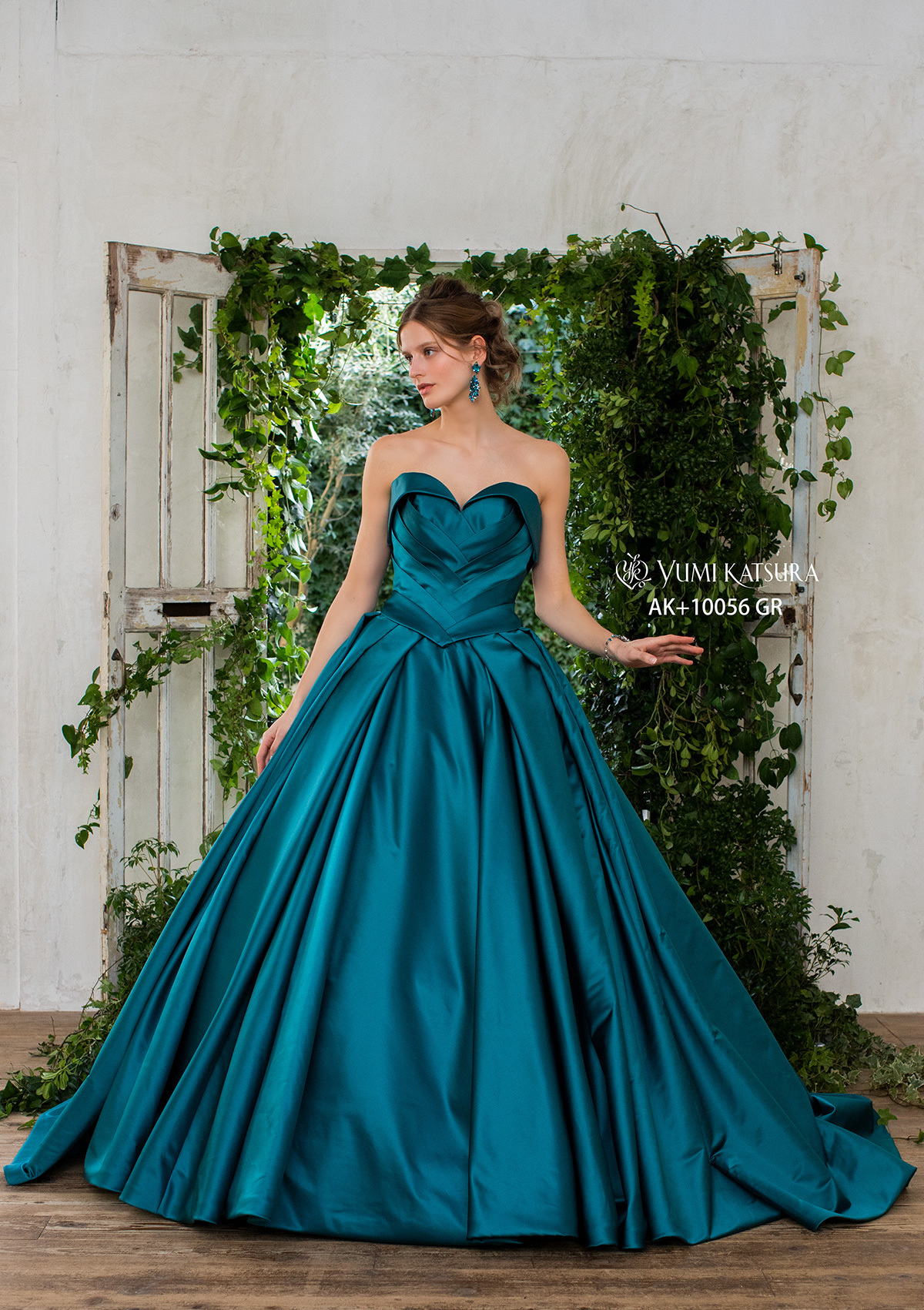 静岡市・富士市・沼津市のドレス専門店フィーノのカラードレス、桂由美AK-10056DGの画像１
