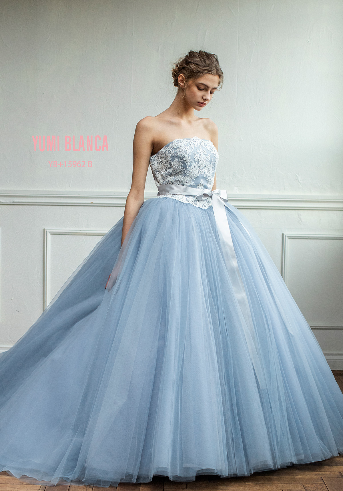 静岡市・富士市・沼津市のドレス専門店フィーノのカラードレス、桂由美YB-15962BLの画像１