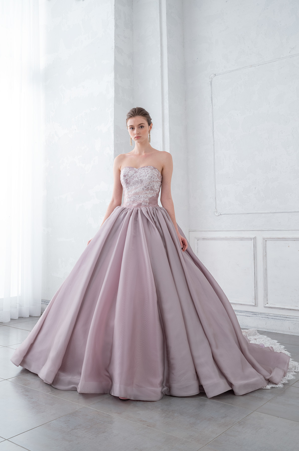 静岡市・富士市・沼津市のドレス専門店フィーノのカラードレス、イサムモリタIC-79PKの画像２