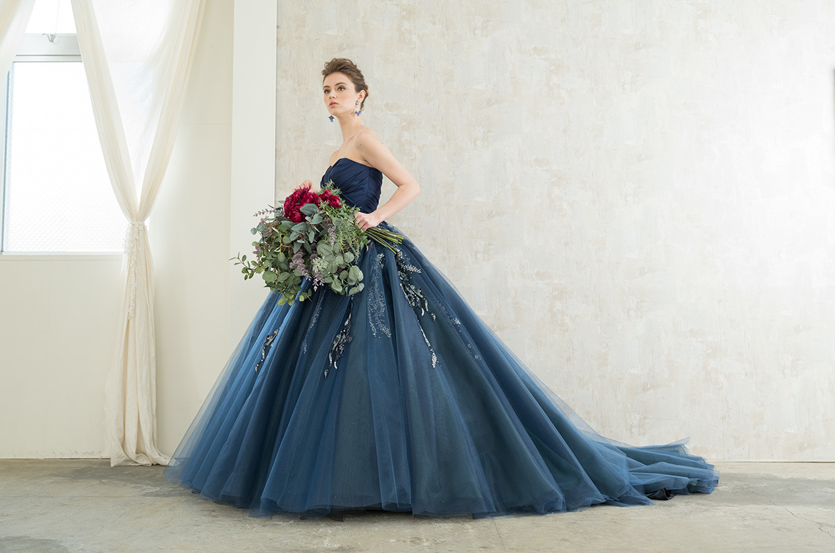 静岡市・富士市・沼津市のドレス専門店フィーノのカラードレス、イサムモリタIC-84BLの画像２