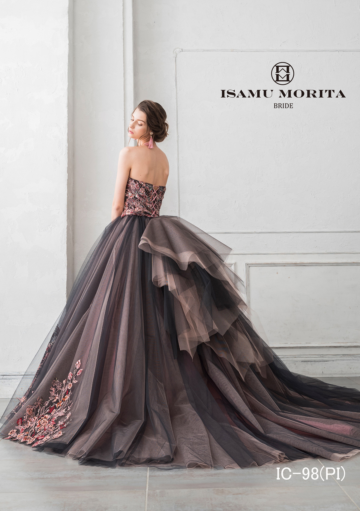 静岡市・富士市・沼津市のドレス専門店フィーノのカラードレス、イサムモリタIC-98BKの画像２