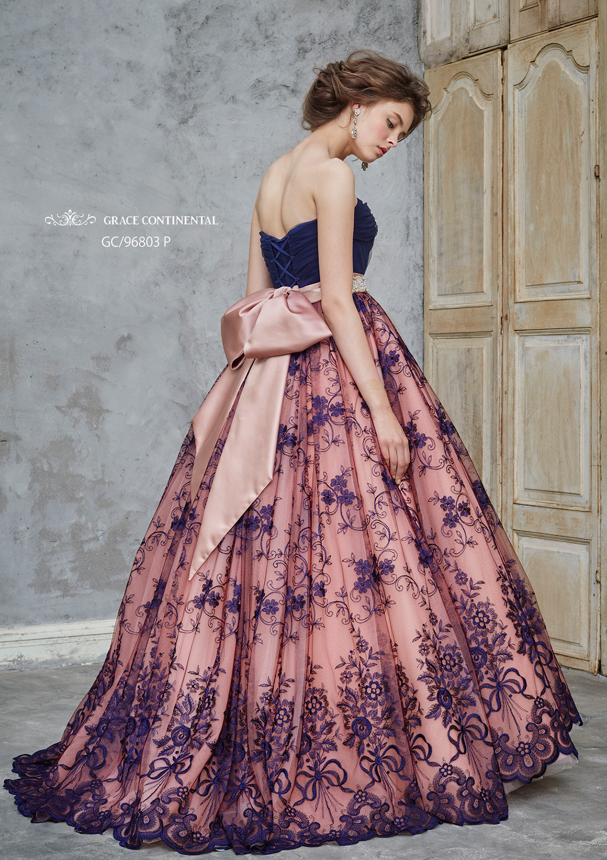 静岡市・富士市・沼津市のドレス専門店フィーノのカラードレス、GRACE CONTINENTAL（グレースコンチネンタル）GC-96803NBの画像２