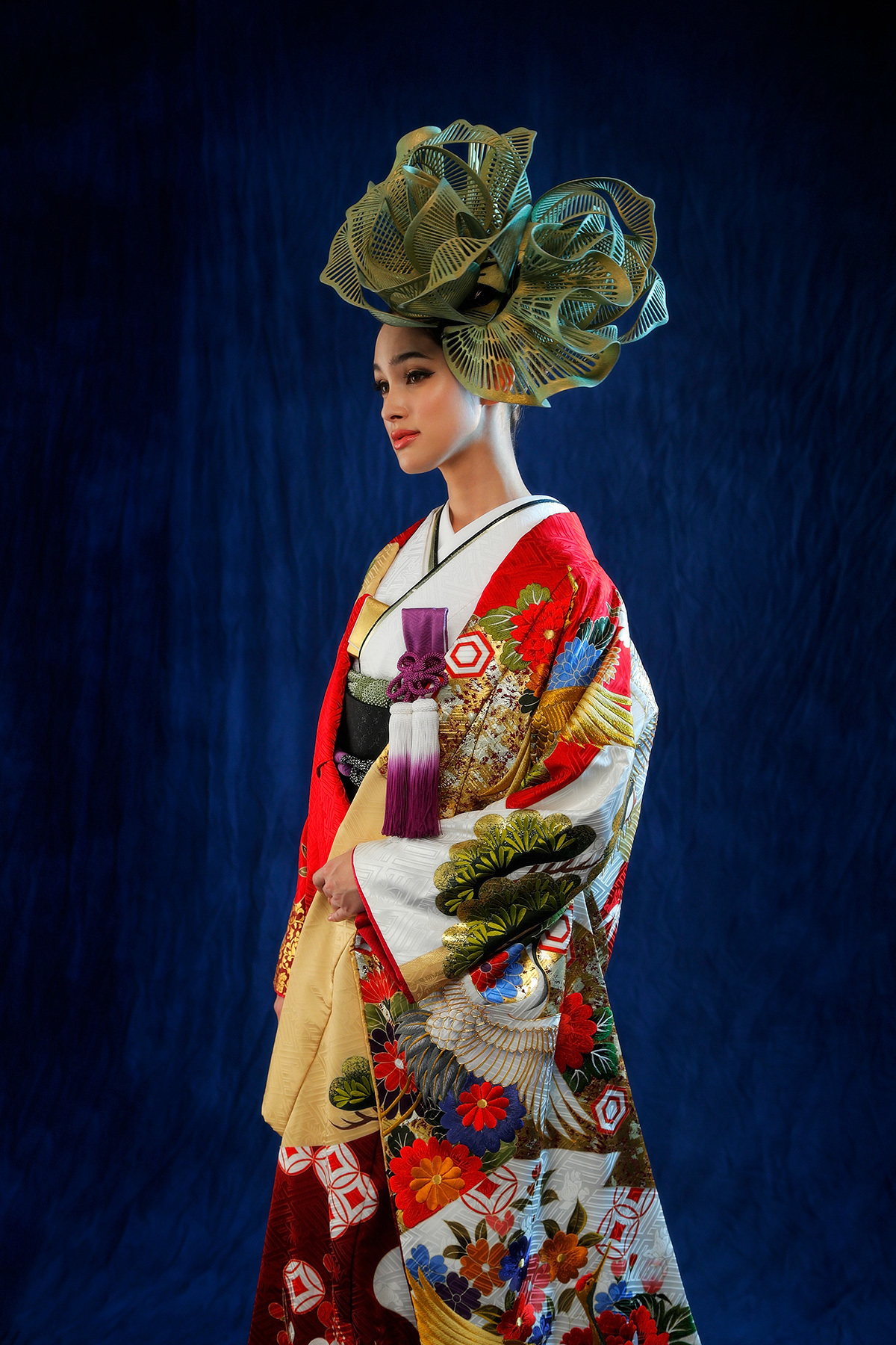 静岡市・富士市・沼津市のドレス専門店フィーノの和装、桂由美CA-5708（本金刺繍慶長舞鶴）の画像５