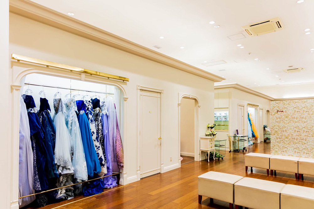 フィーノ静岡店の内観