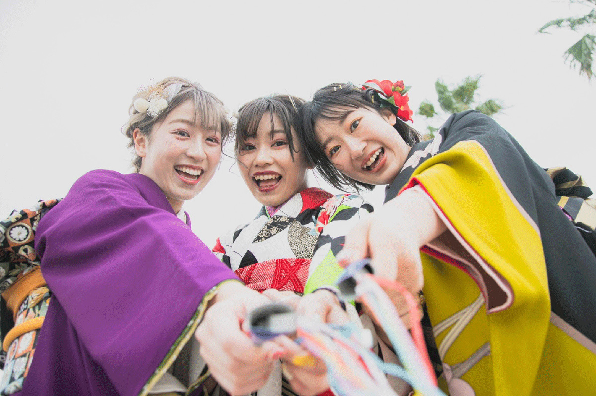 静岡市・富士市・沼津市のドレス専門店フィーノの成人式振袖展のモデル写真