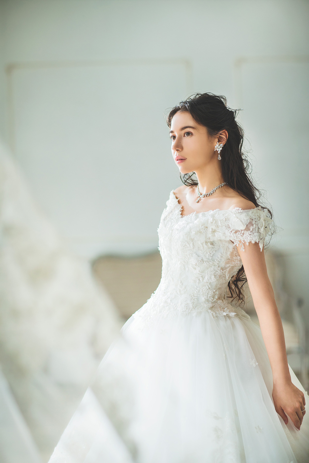 静岡市・富士市・沼津市のドレス専門店フィーノのウエディングドレス、桂由美AK-10854の画像2