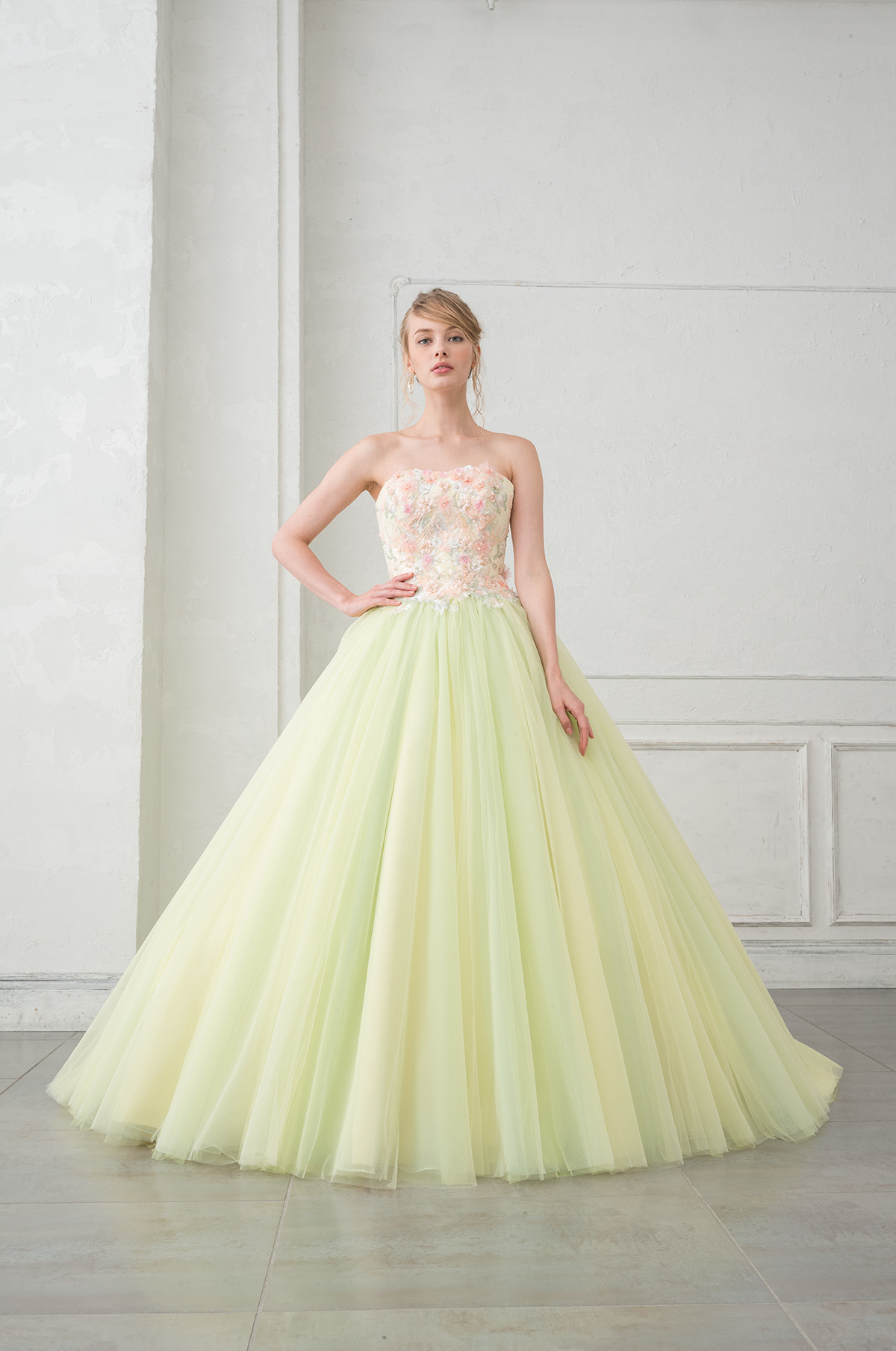 静岡市・富士市・沼津市のドレス専門店フィーノのカラードレス、イサムモリタIC-70の画像1