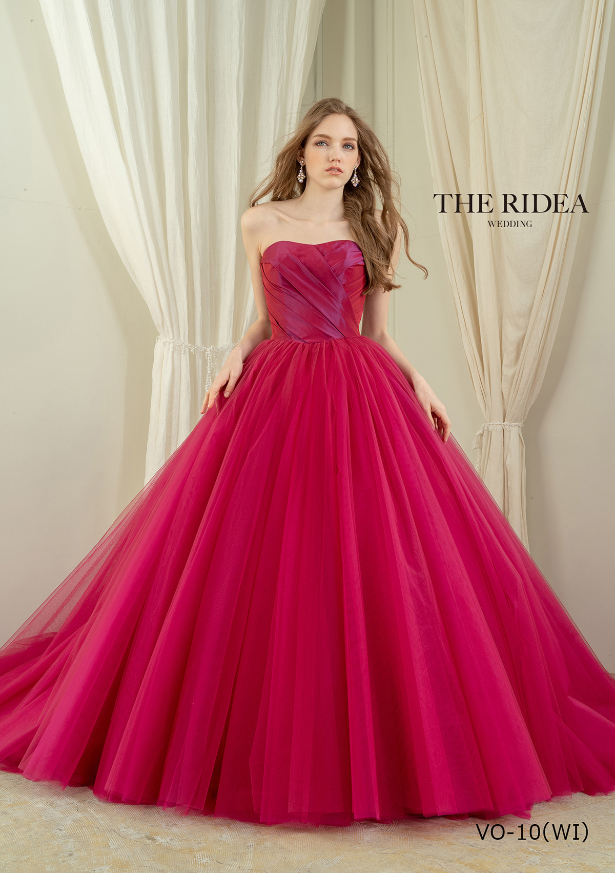 静岡市・富士市・沼津市のドレス専門店フィーノのカラードレス、イサムモリタVO-10の画像1