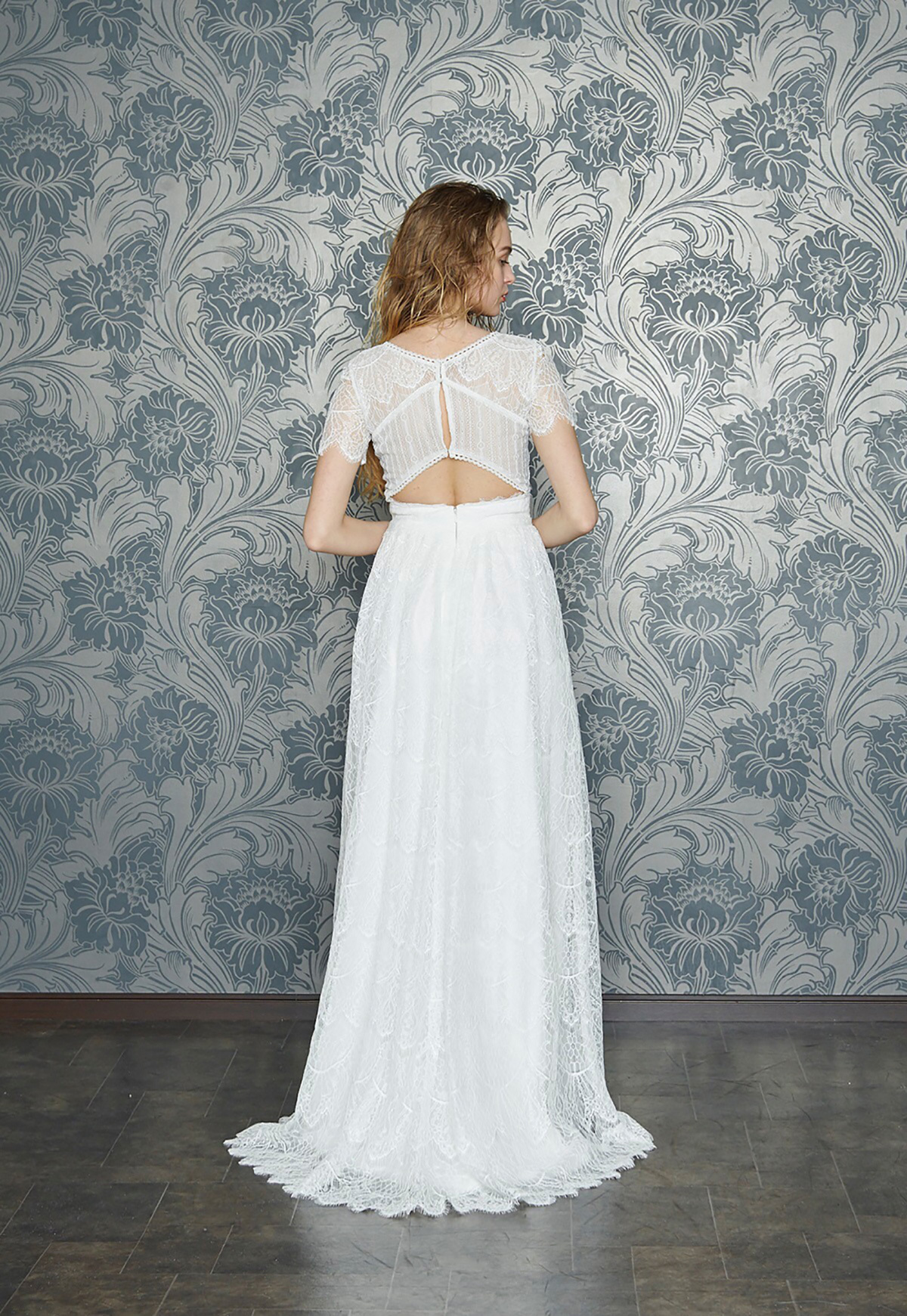 静岡市・富士市・沼津市のドレス専門店フィーノのウエディングドレス、フィーノリュクスFL-57の画像2