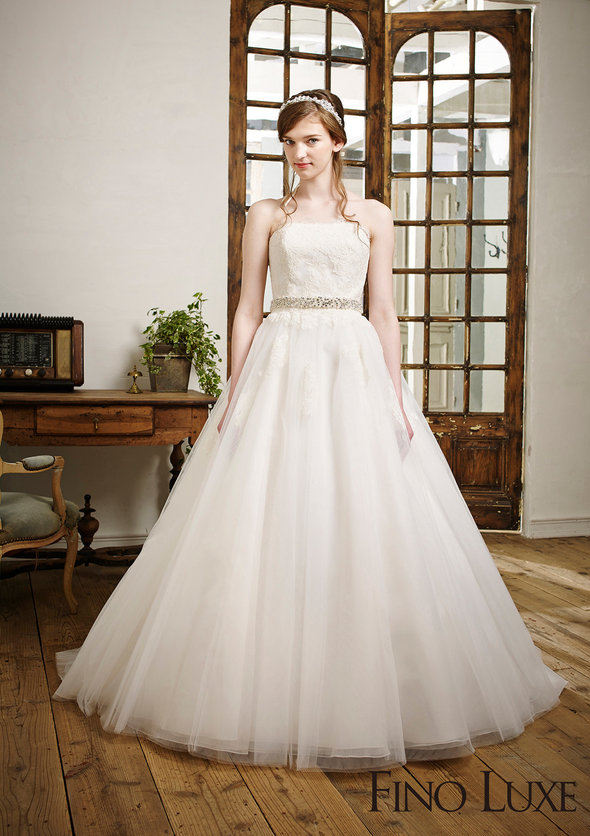 静岡市・富士市・沼津市のドレス専門店フィーノのウエディングドレス、フィーノリュクスFL-36の画像1