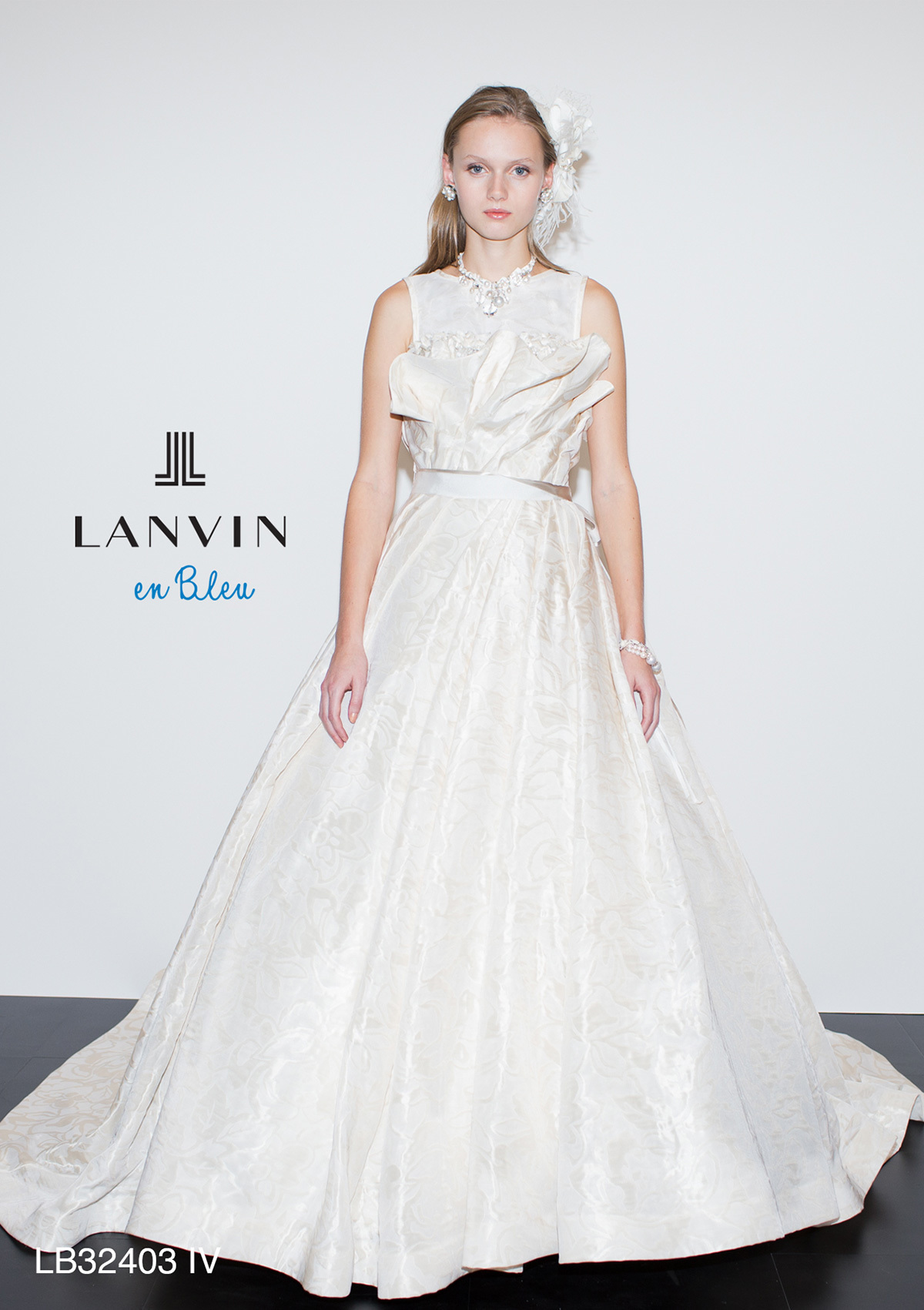 静岡市・富士市・沼津市のドレス専門店フィーノのウエディングドレス、ランバンLB-32403の画像1