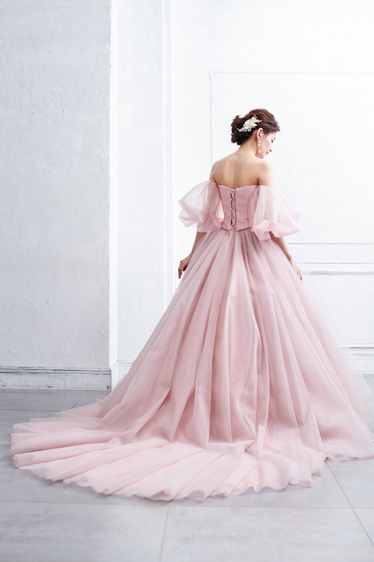 静岡市・富士市・沼津市のドレス専門店フィーノのウエディングドレス、イサムモリタ・カラードレスIC-131Pの画像2