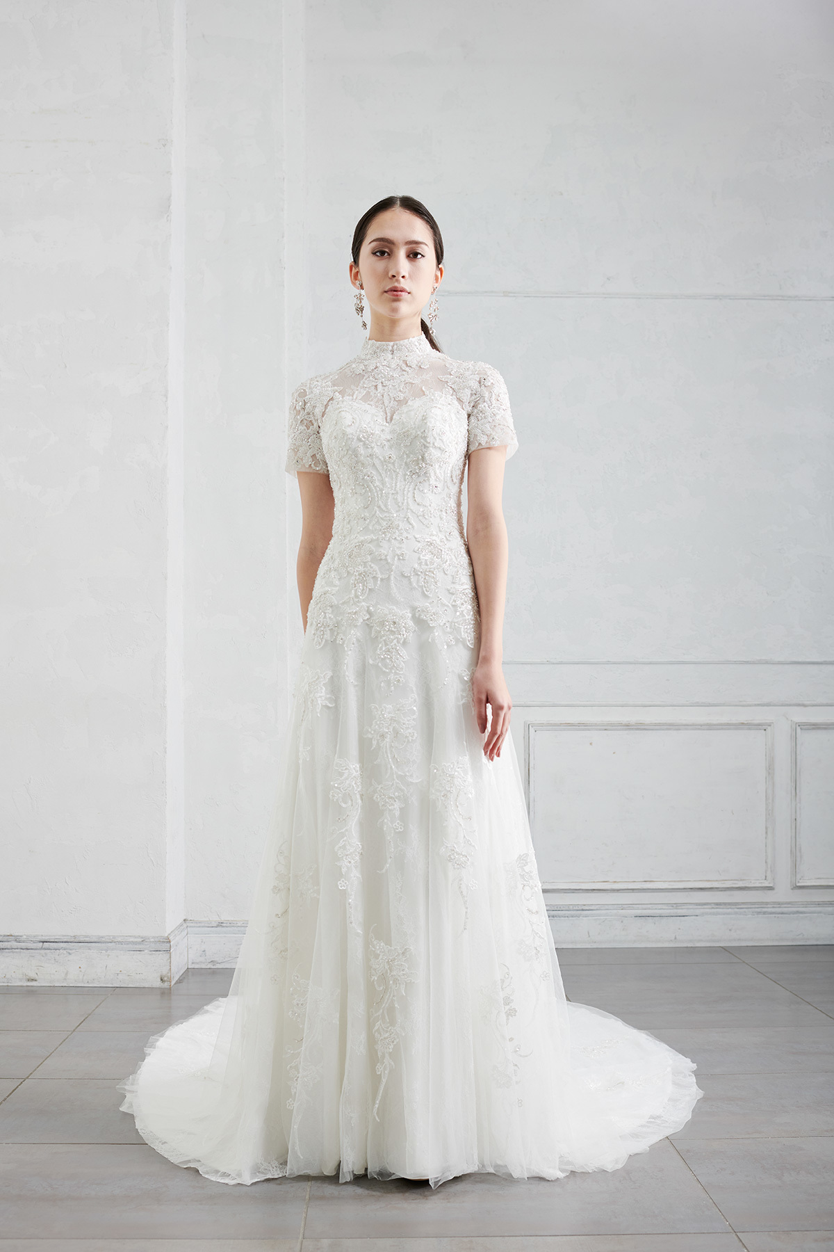 静岡市・富士市・沼津市のドレス専門店フィーノのウエディングドレス、イサムモリタIN-132の画像1