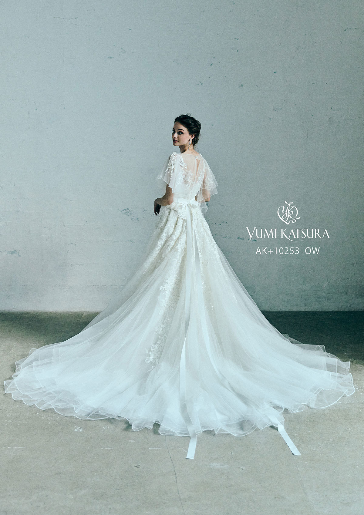 静岡市・富士市・沼津市のドレス専門店フィーノのウエディングドレス、桂由美AK-10253の画像2