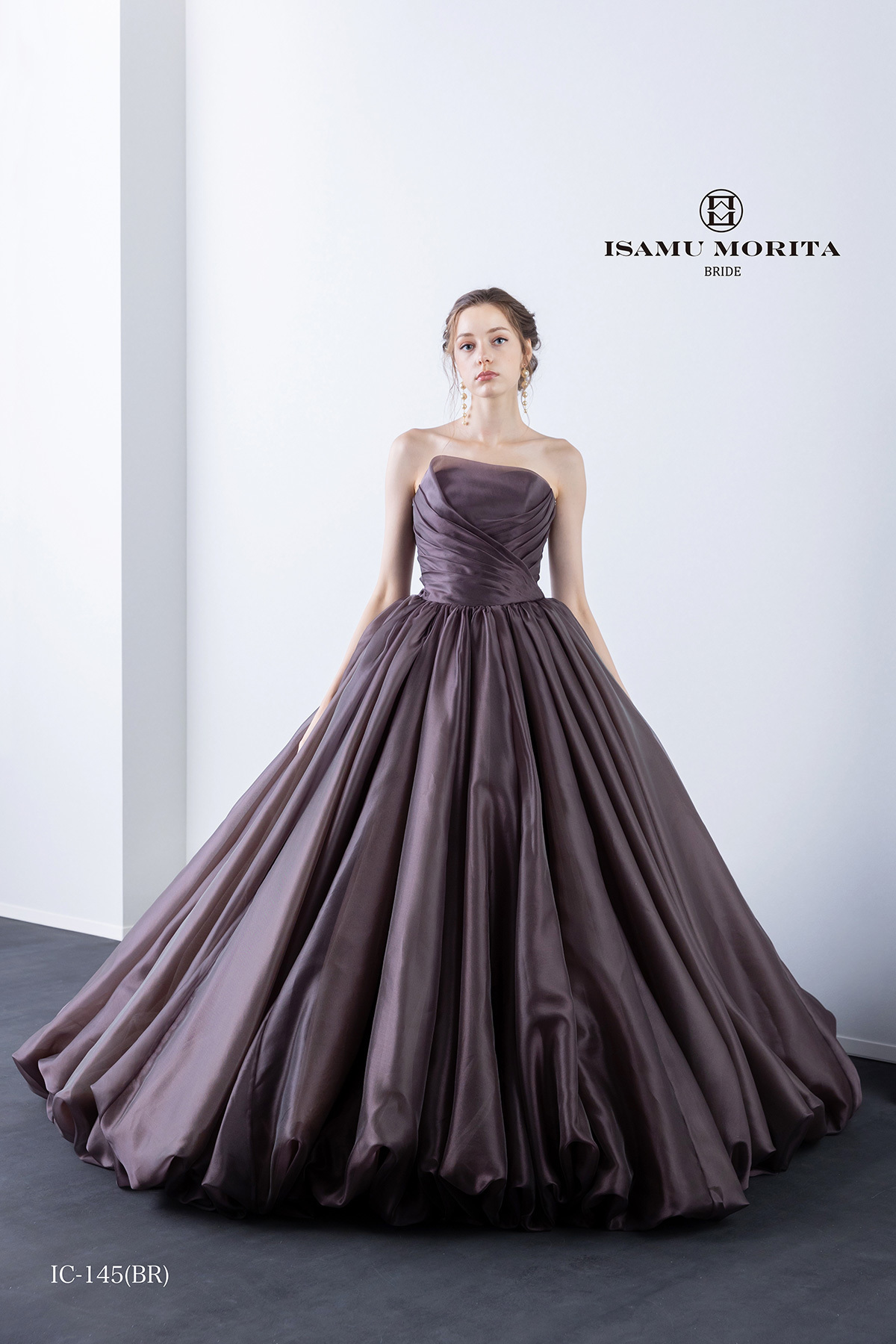静岡市・富士市・沼津市のドレス専門店フィーノのウエディングドレス、イサムモリタ・カラードレスIC-145(BR)の画像4
