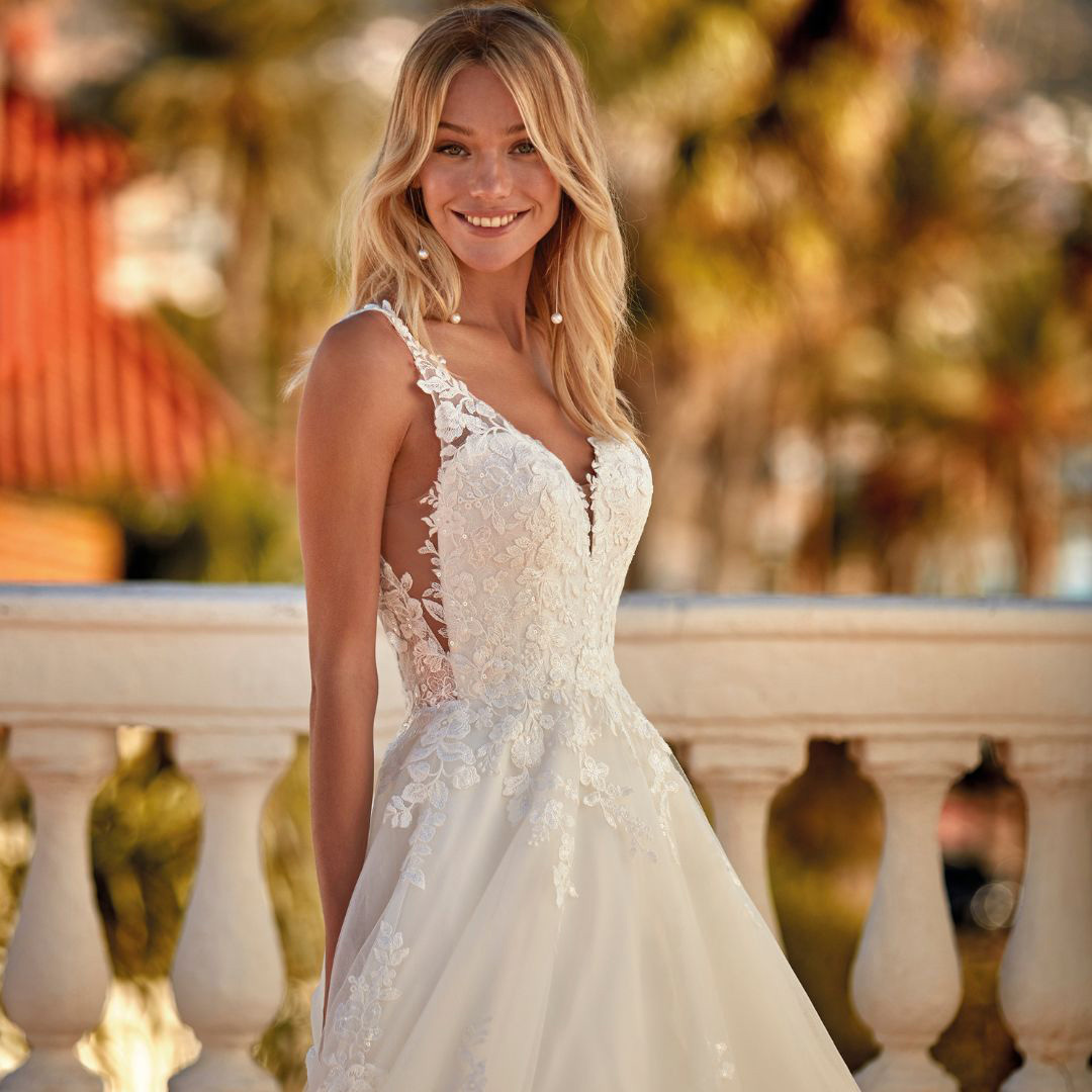 静岡市・富士市・沼津市のドレス専門店フィーノのインポートのウエディングドレス入荷の画像6