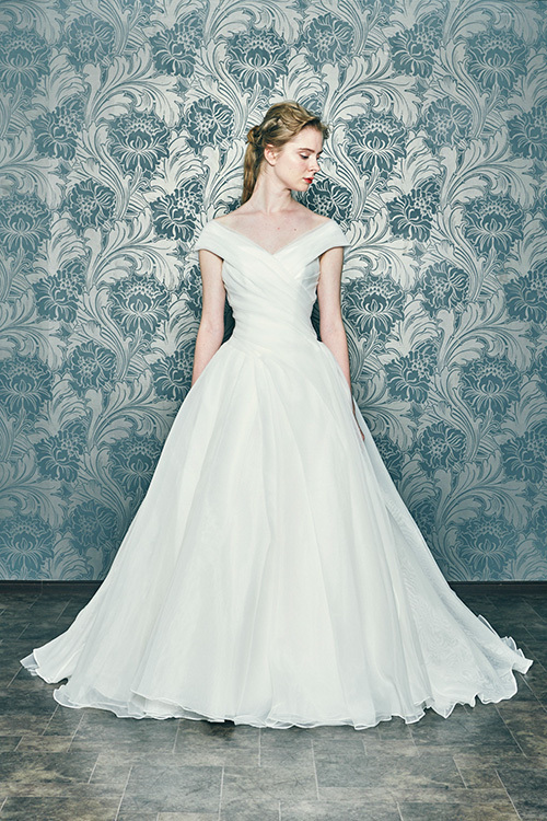 静岡市・富士市・沼津市のドレス専門店フィーノのウエディングドレス、フィーノリュクスFL-50