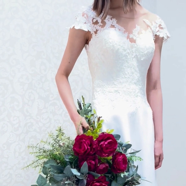 静岡市・富士市・沼津市のドレス専門店フィーノの一度は着てみたいインポートドレスSF-002(BADIL)