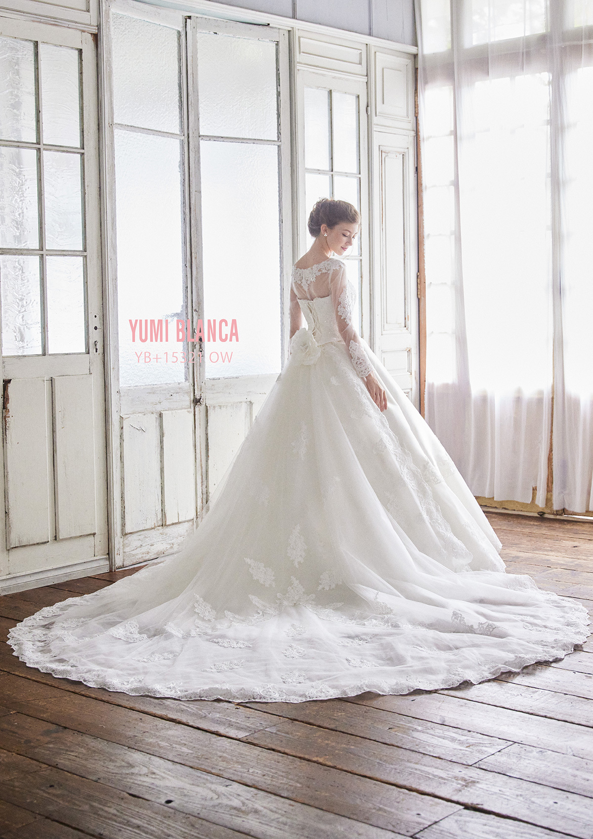 静岡市・富士市・沼津市のドレス専門店フィーノのウエディングドレス、桂由美YB-15321の画像４