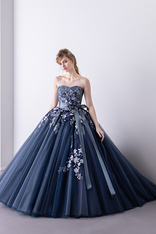 静岡市・富士市・沼津市のドレス専門店フィーノのウエディングドレス(カラードレス)、イサムモリタIC-152(BL)