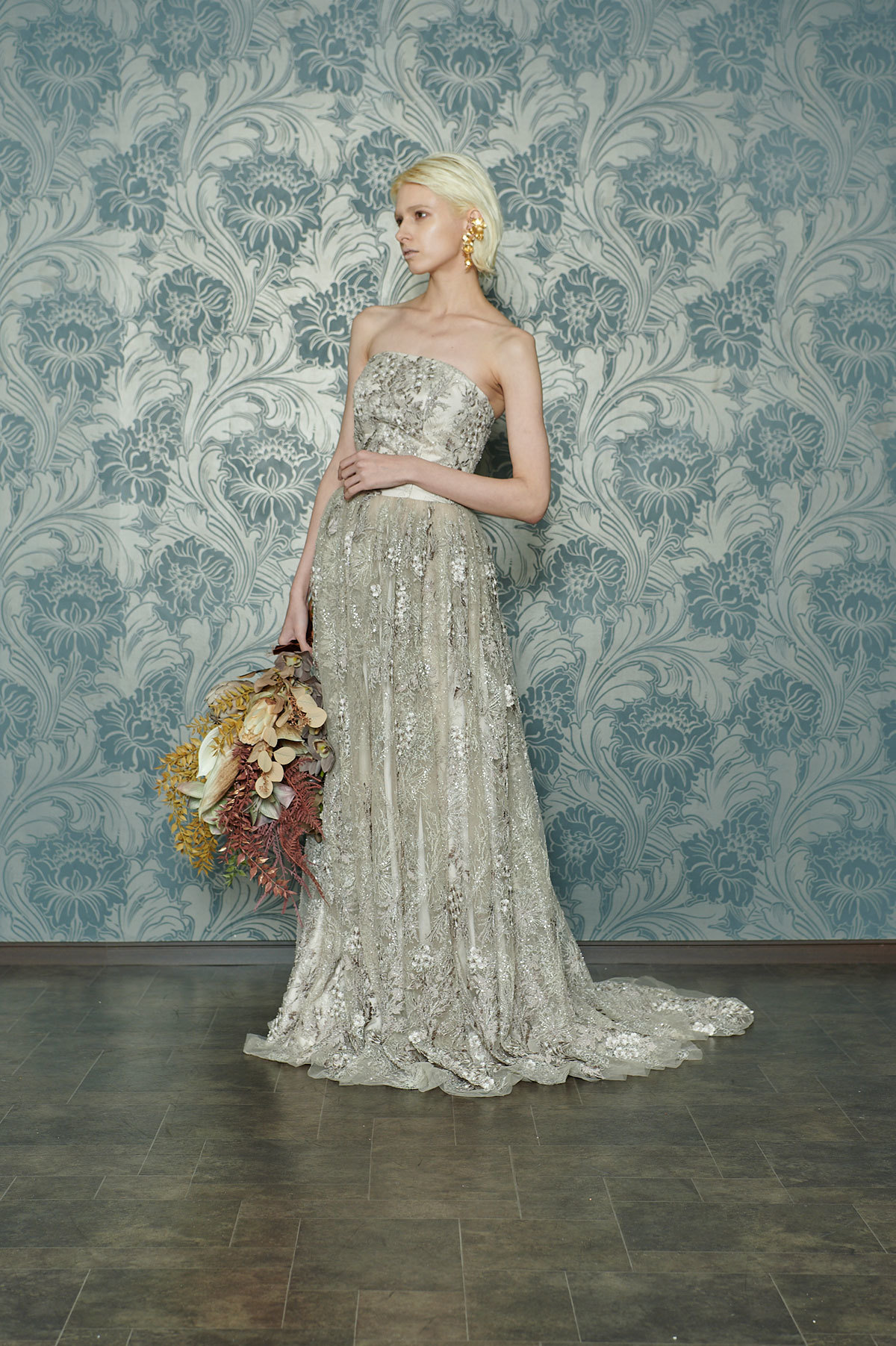 静岡市・富士市・沼津市のドレス専門店フィーノのウエディングドレス、フィーノリュクスのカラードレスFL-70