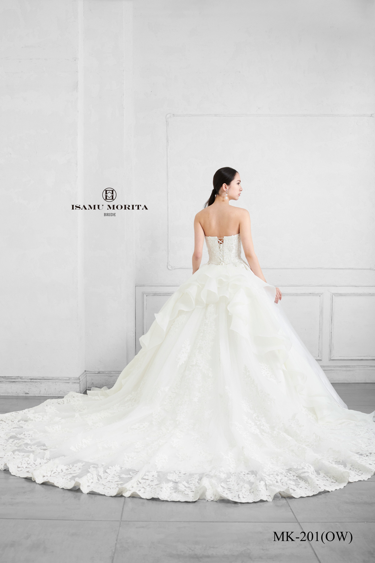 静岡市・富士市・沼津市のドレス専門店フィーノのウエディングドレス、イサムモリタMK-201