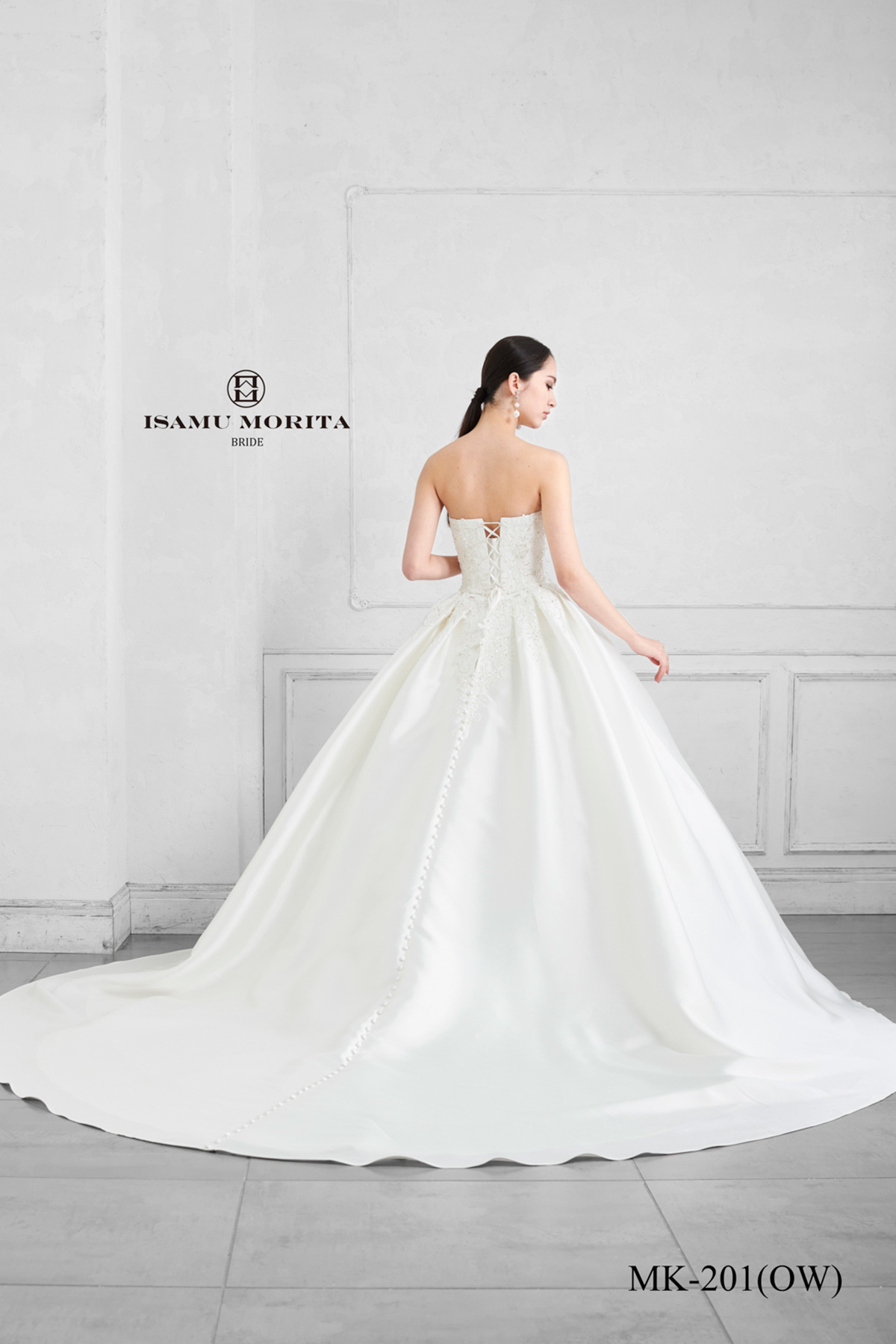 静岡市・富士市・沼津市のドレス専門店フィーノのウエディングドレス、イサムモリタMK-201