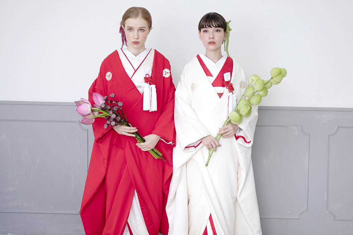 CA-R 赤無垢（左）WA-W 白無垢（右）