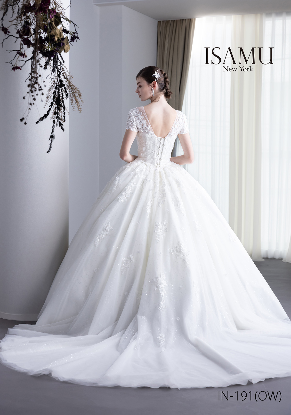 静岡市・富士市・沼津市のドレス専門店フィーノのウエディングドレス、イサムモリタIN-191(OW)