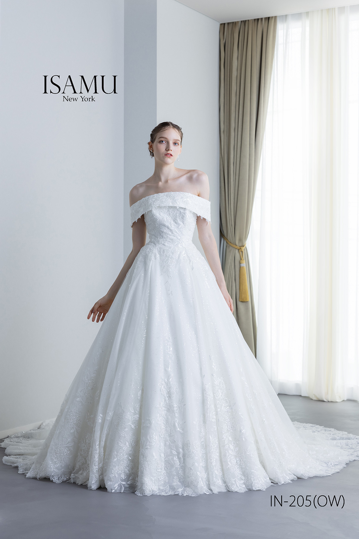 静岡市・富士市・沼津市のドレス専門店フィーノのウエディングドレス、イサムモリタIN-205(OW)