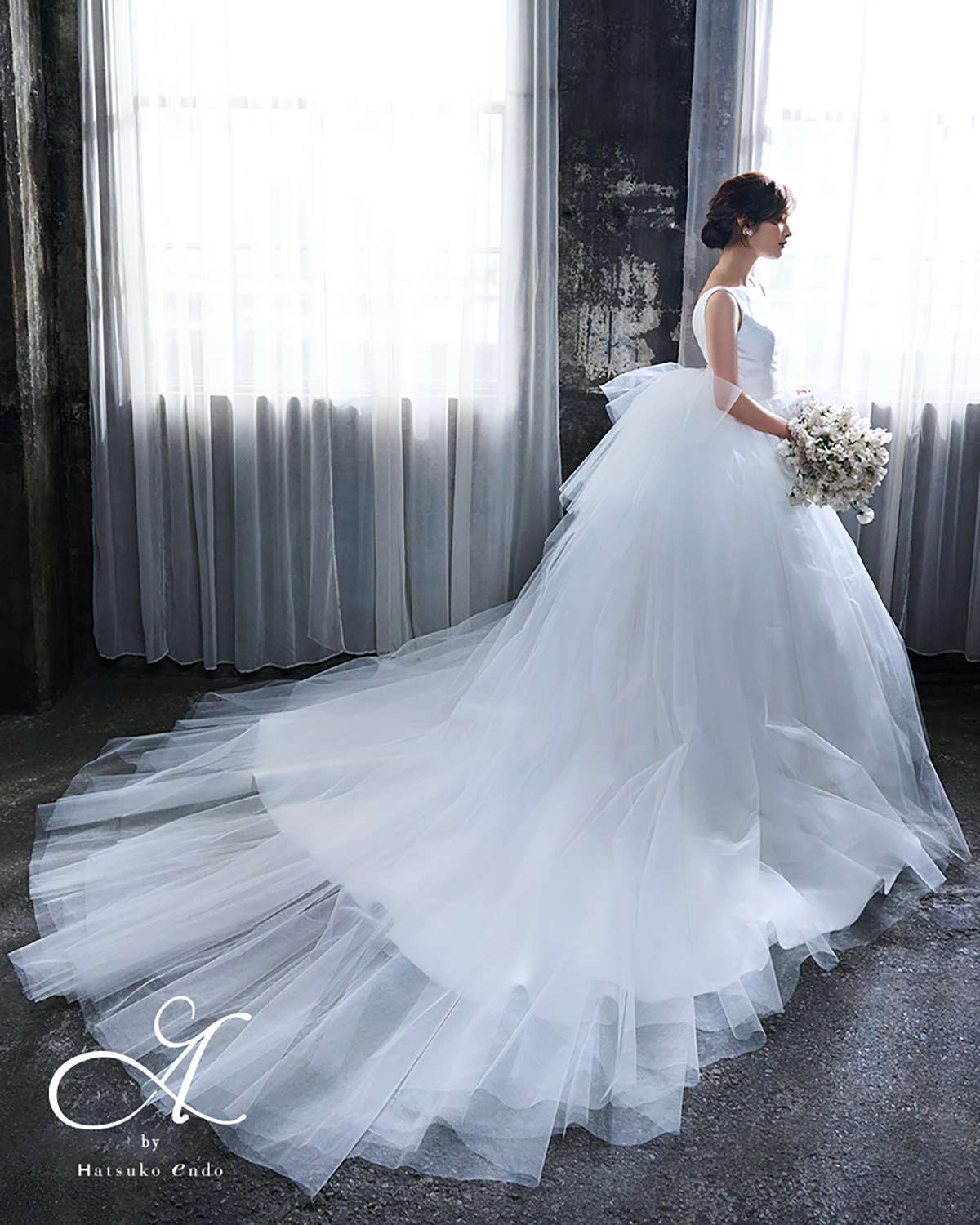 静岡市・富士市・沼津市のドレス専門店フィーノのウエディングドレス、ハツコエンドウ（HatsukoEndo）のHE-148(Ginger)