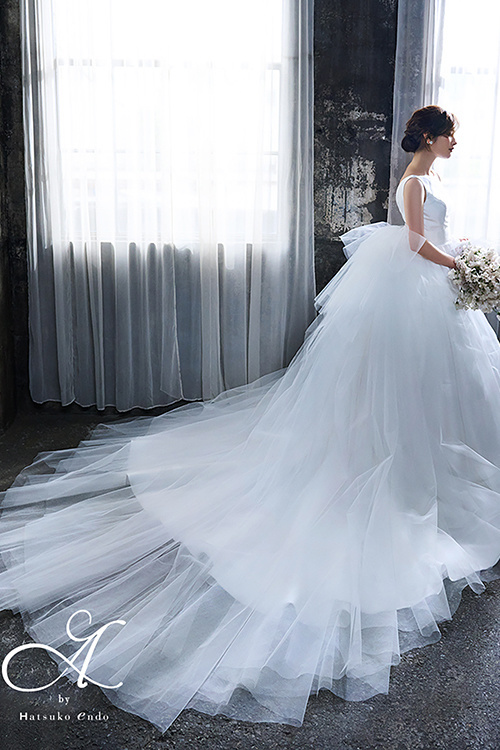 静岡市・富士市・沼津市のドレス専門店フィーノのウエディングドレス、ハツコエンドウ（Hatsuko Endo）のHE-148(Ginger)