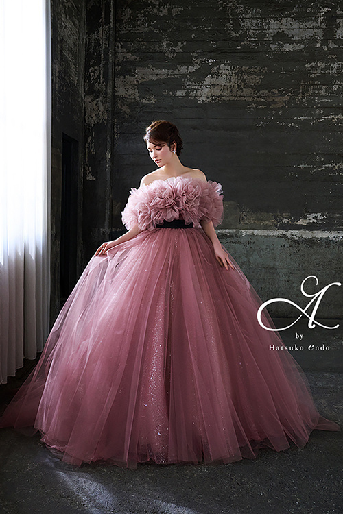 静岡市・富士市・沼津市のドレス専門店フィーノのカラードレス、ハツコエンドウ（Hatsuko Endo）のHE-157Kiki(Rosebrown)