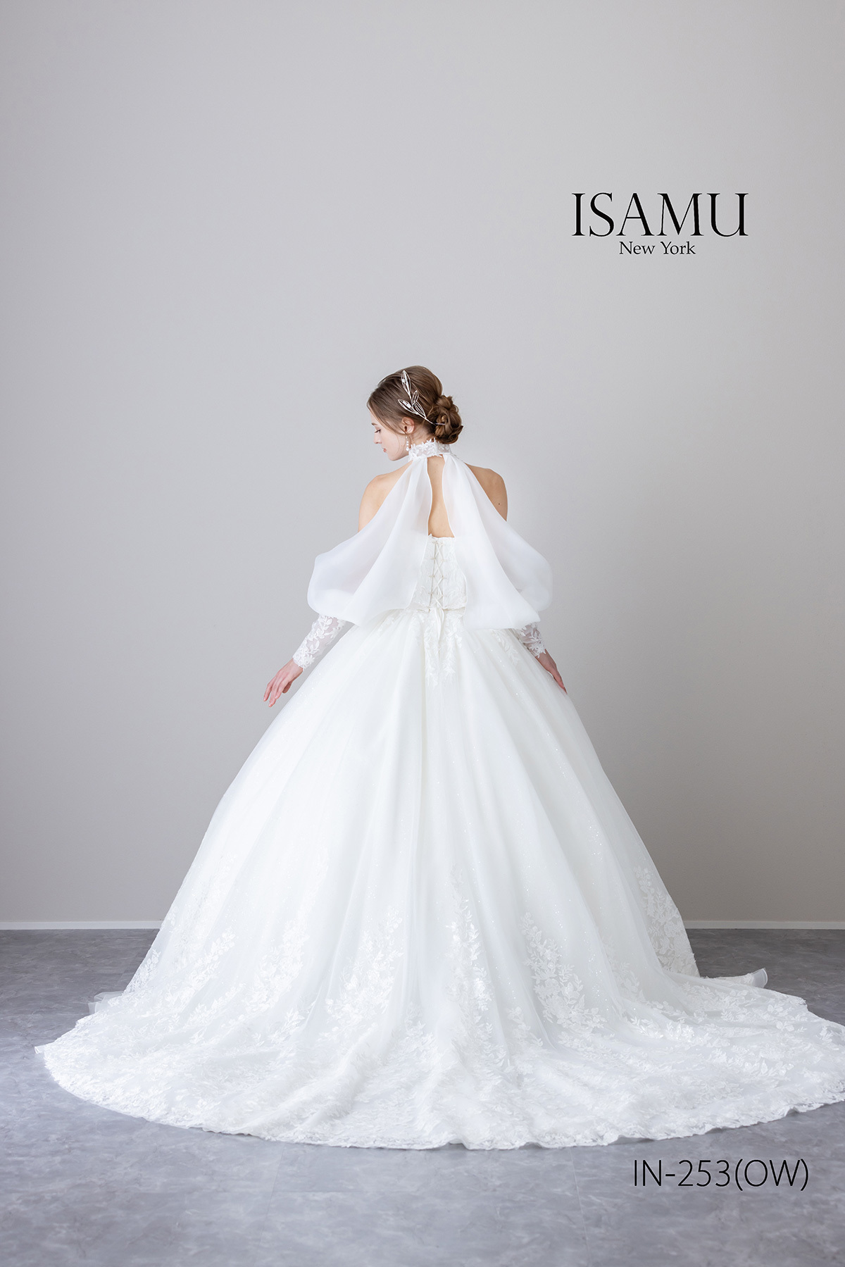 静岡市・富士市・沼津市のドレス専門店フィーノのウエディングドレス、イサムモリタIN-253(OW)