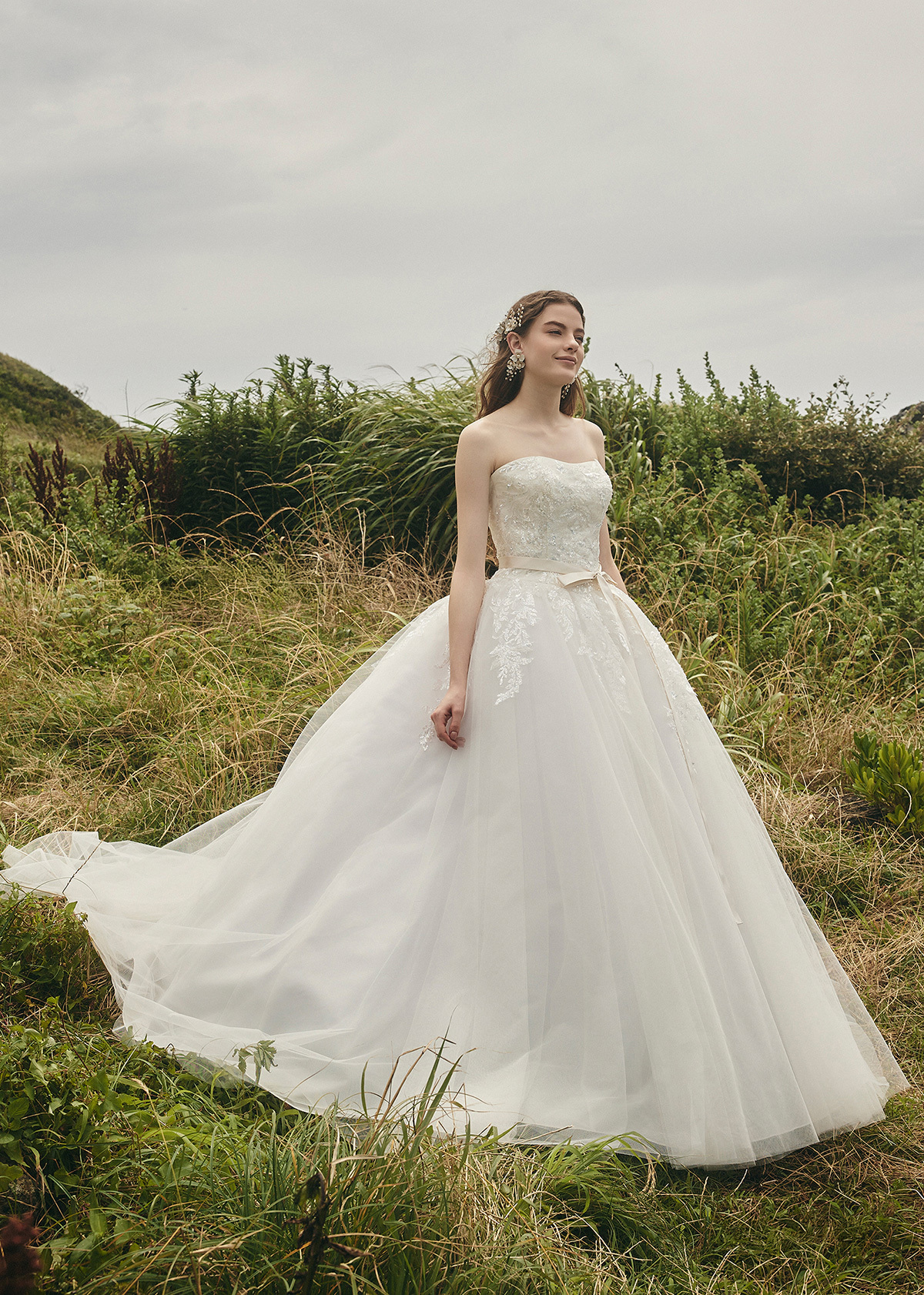 静岡市・富士市・沼津市のドレス専門店フィーノのウエディングドレス、フィーノリュクスFL-72