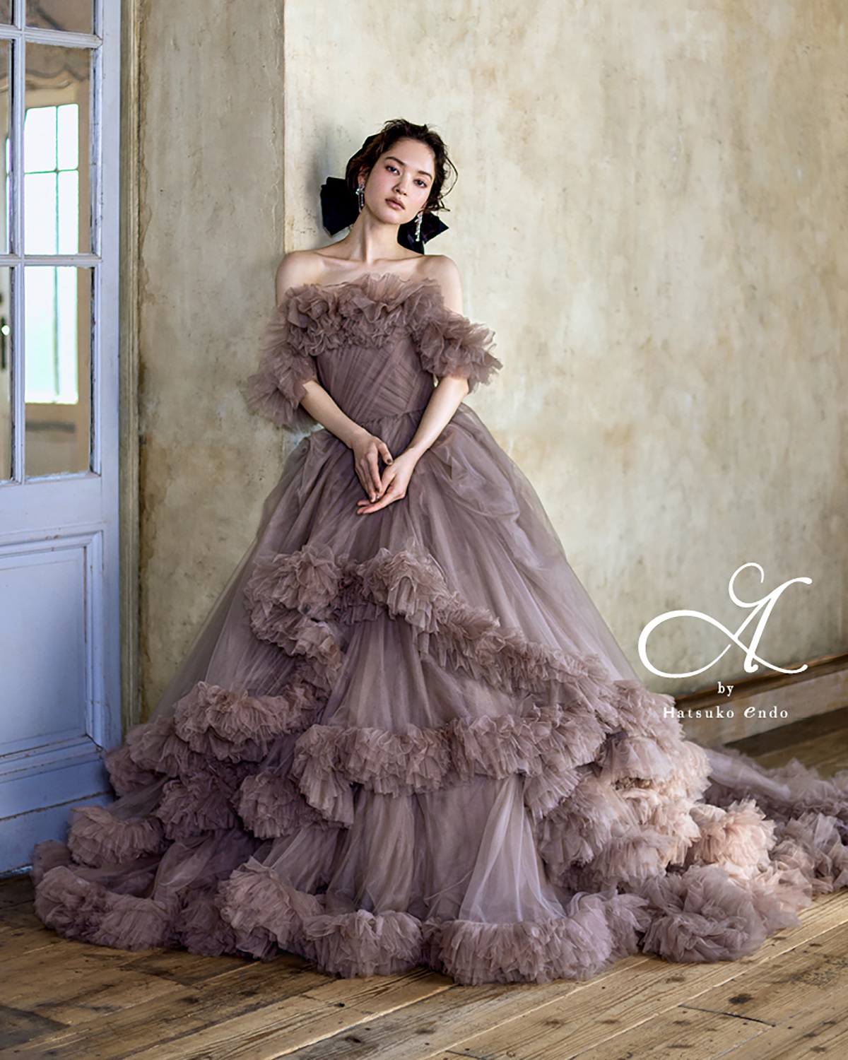 静岡市・富士市・沼津市のドレス専門店フィーノのカラードレス、ハツコエンドウ（Hatsuko Endo）のHE-165Minnie(Mocha)
