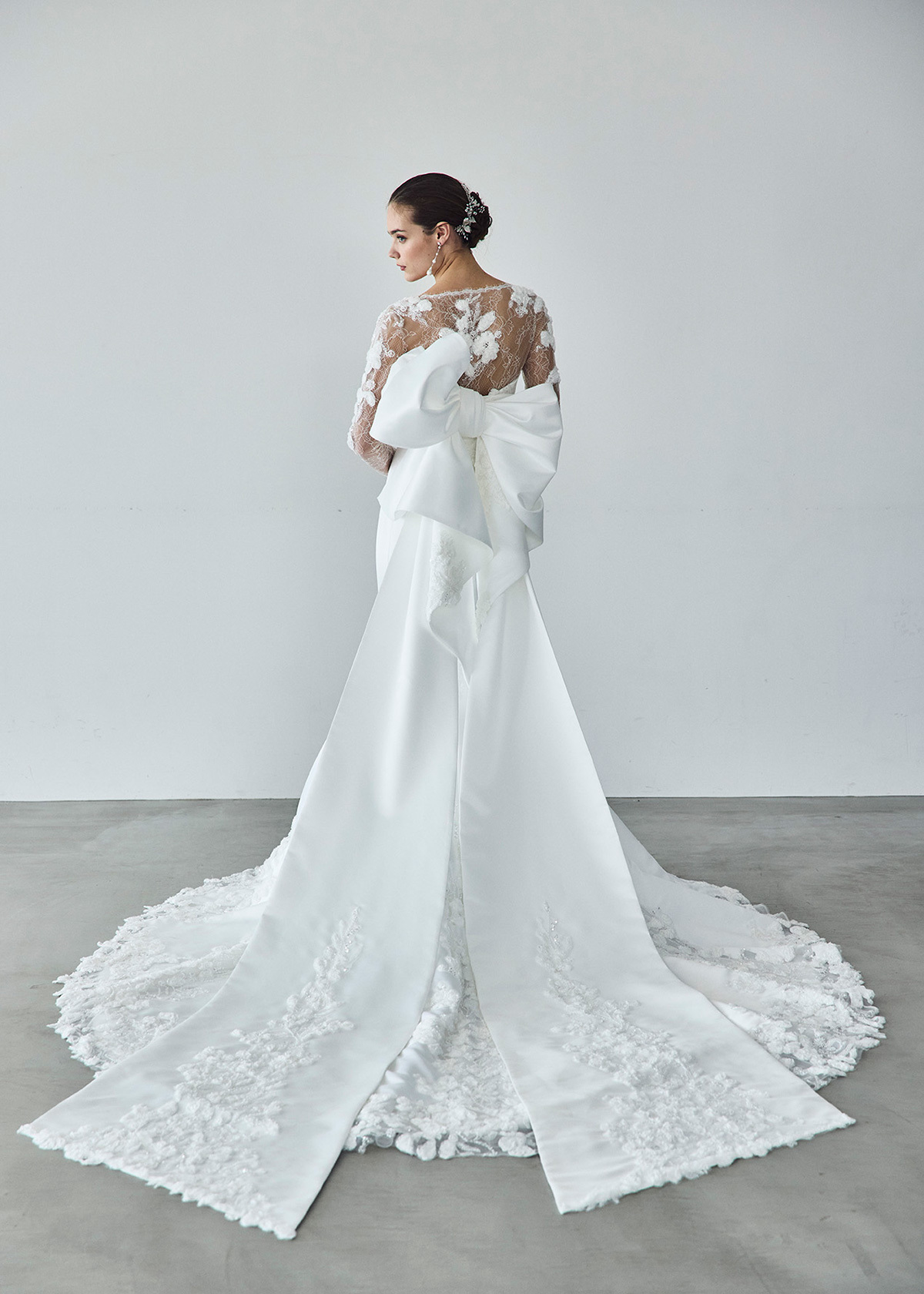 静岡市・富士市・沼津市のドレス専門店フィーノのウエディングドレス、桂由美AK-10552